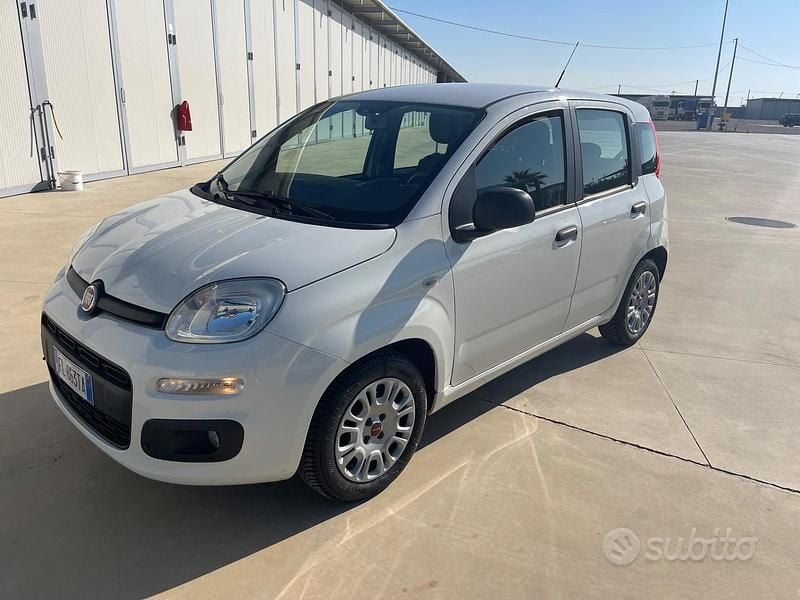 Usata Fiat Panda Easy 95 CV (69 kW) 2018 Bianco Utilitaria