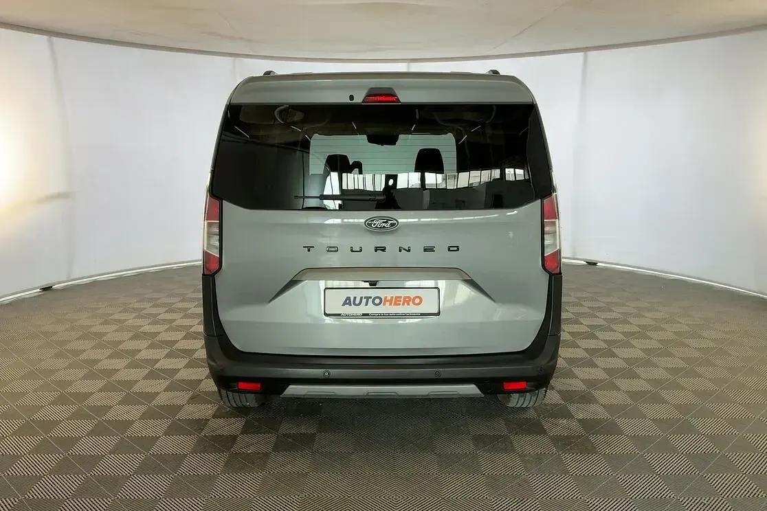 Usata Ford Tourneo Courier Active 125 CV (91 kW) 2025 Grigio Monovolume