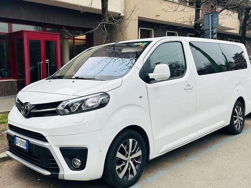 Bianco Usata 2019 Toyota Proace Verso Station wagon | 24.400 € (Buon prezzo) - Immagine 1/4