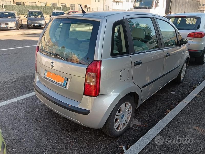Usata Fiat Idea 95 CV (69 kW) 2004 Monovolume