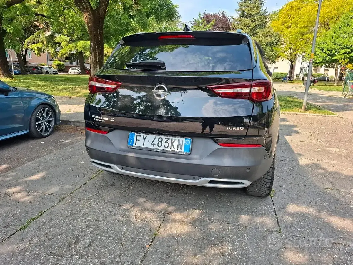 Usata Opel Grandland X 131 CV (96 kW) 2019 Nero SUV