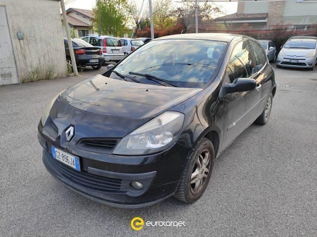 Usata Renault Clio II 74 CV (54 kW) 2006 Nero