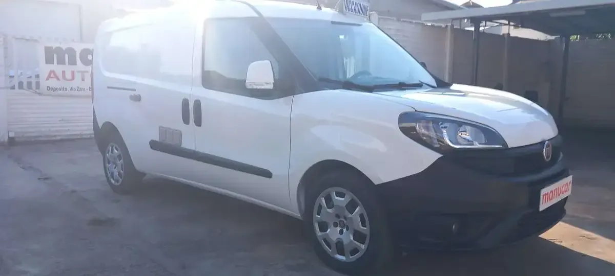 Usata Fiat Doblò 120 CV (88 kW) 2018 Bianco Monovolume