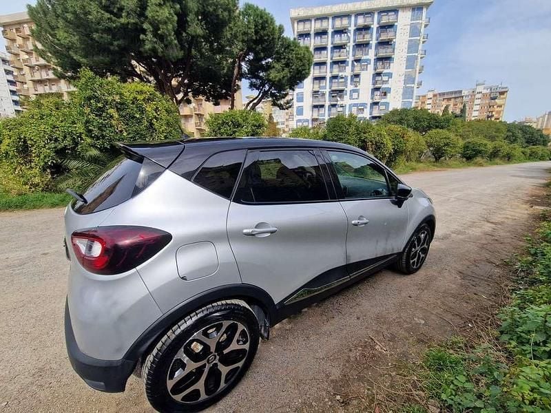 Usata Renault Captur Intens 90 CV (66 kW) 2018 Argento SUV