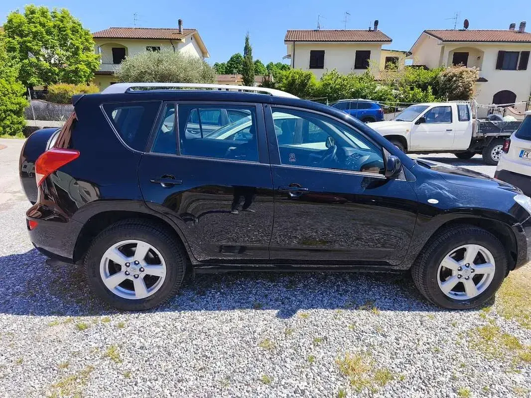 Usata Toyota RAV4 136 CV (100 kW) 2007 SUV