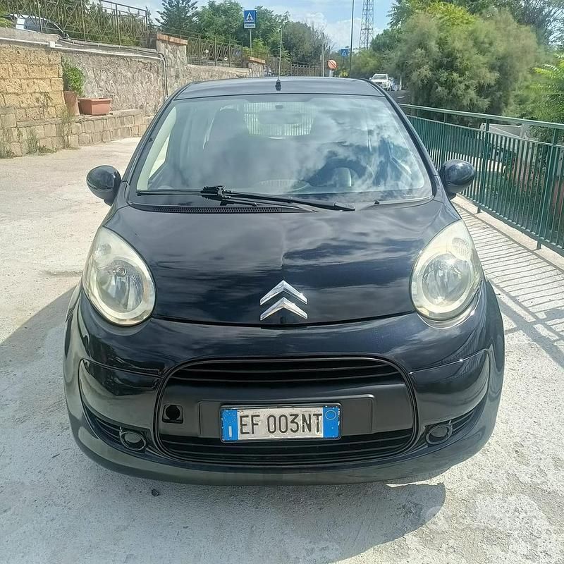 Usata 2010 Citroën C1 Due volumi | 3300 € (Buon prezzo) - Immagine 1/4