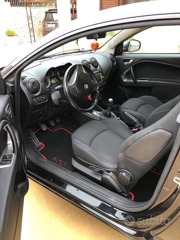 Usata Alfa Romeo MiTo 85 CV (62 kW) 2015 Nero Utilitaria