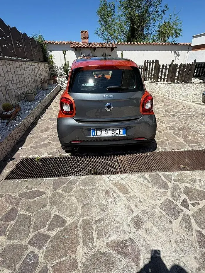 Begagnad Smart ForFour 71 HK (52 kW) 2016 Grå Halvkombi