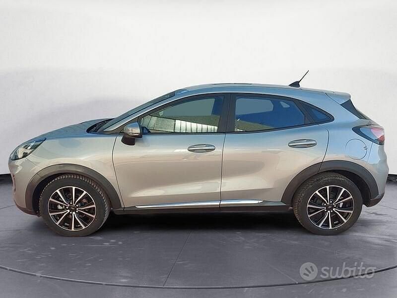 Usata Ford Puma Titanium 125 CV (91 kW) 2022 Arancione SUV