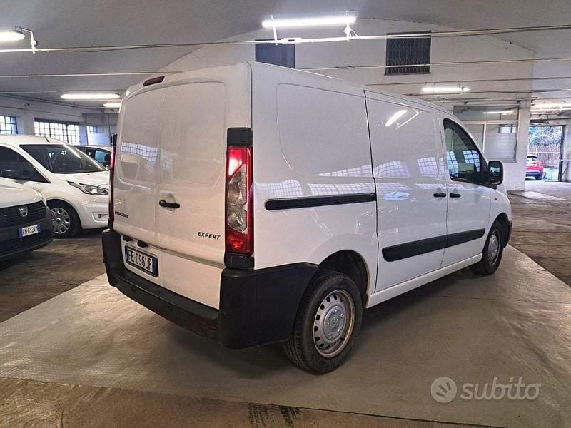 Usata Peugeot Expert 128 CV (94 kW) 2016 Grigio Furgone