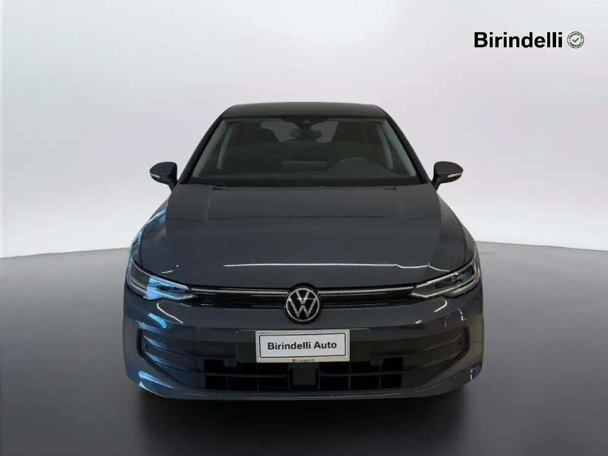 Usata VW Golf VIII Edition 115 CV (84 kW) 2024 Grigio Utilitaria