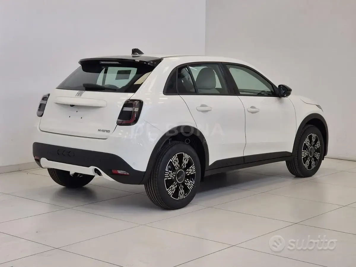 Nuova Fiat 600 Icon 110 CV (80 kW) 2026 Bianco SUV