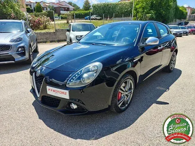 Usata Alfa Romeo Giulietta Super 120 CV (88 kW) 2017 Nero Utilitaria