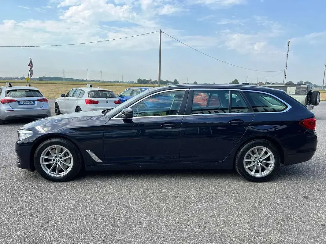 Usata BMW 530 265 CV (194 kW) 2018 Blu/azzurro Station wagon