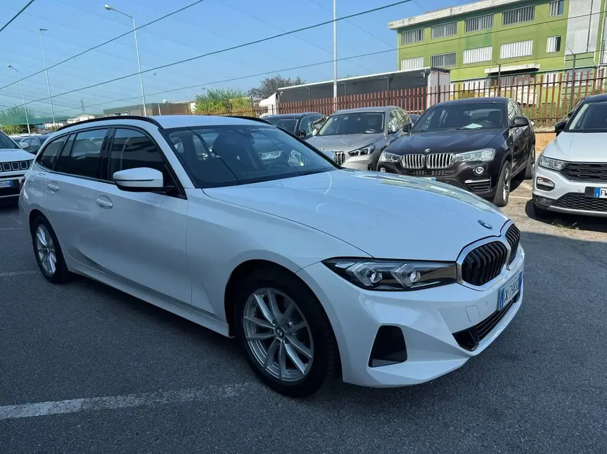 Usata BMW 316 122 CV (89 kW) 2022 Bianco Station wagon