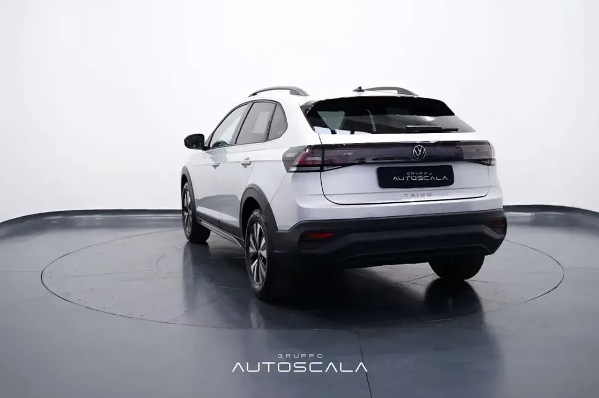 Usata VW Taigo Life 110 CV (80 kW) 2024 Reflex silver SUV