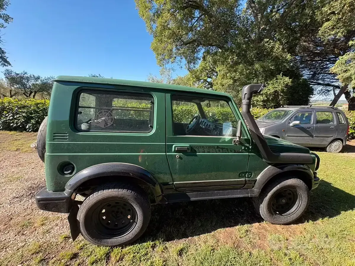 Usata Suzuki Samurai 63 CV (46 kW) 1999 Verde SUV