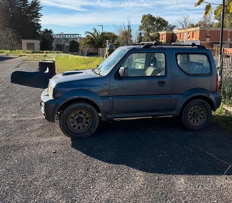 Usata Suzuki Jimny 2008 Grigio SUV