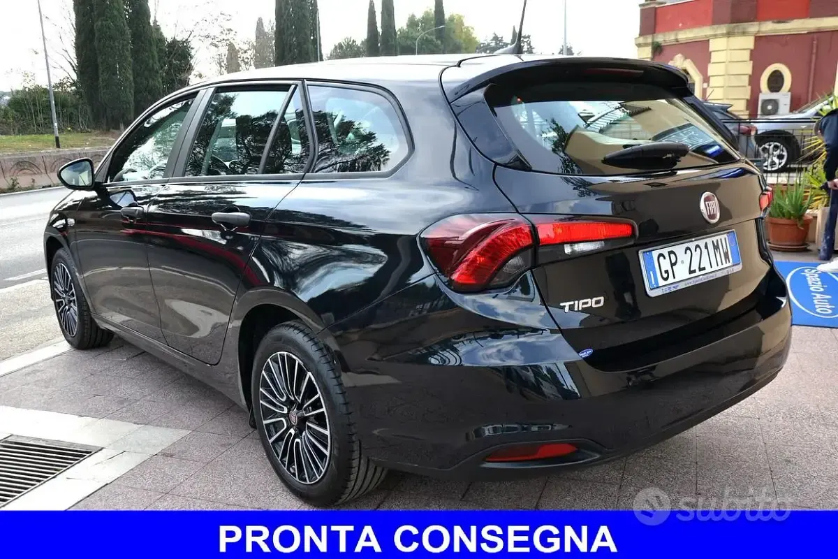 Usata Fiat Tipo 131 CV (96 kW) 2023 Nero Station wagon