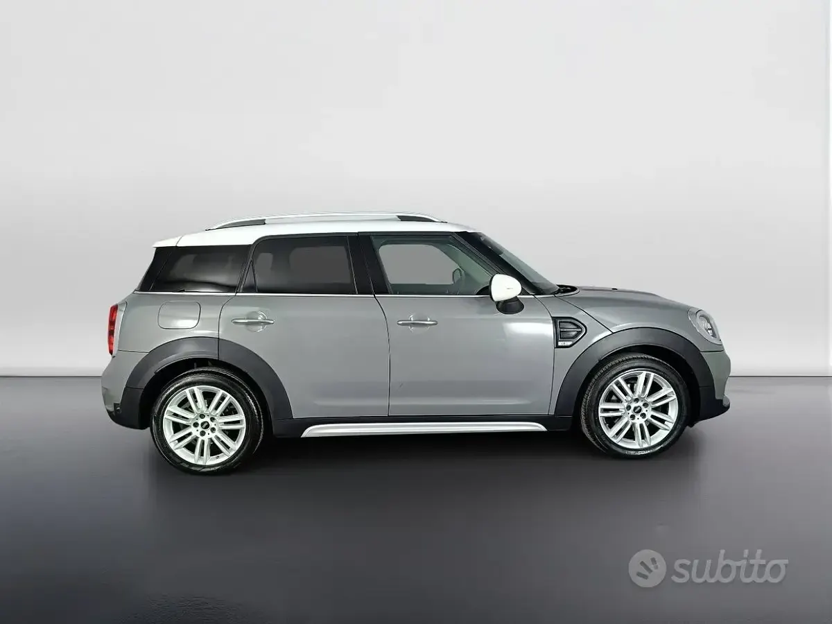 Usado Mini Countryman 150 CV (110 kW) 2017 Gris SUV