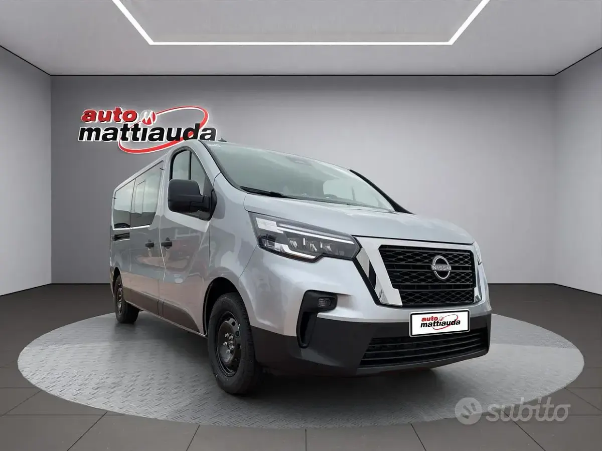 Neu Nissan Primastar Acenta 150 PS (110 kW) 2026 Grau Van / Kleinbus