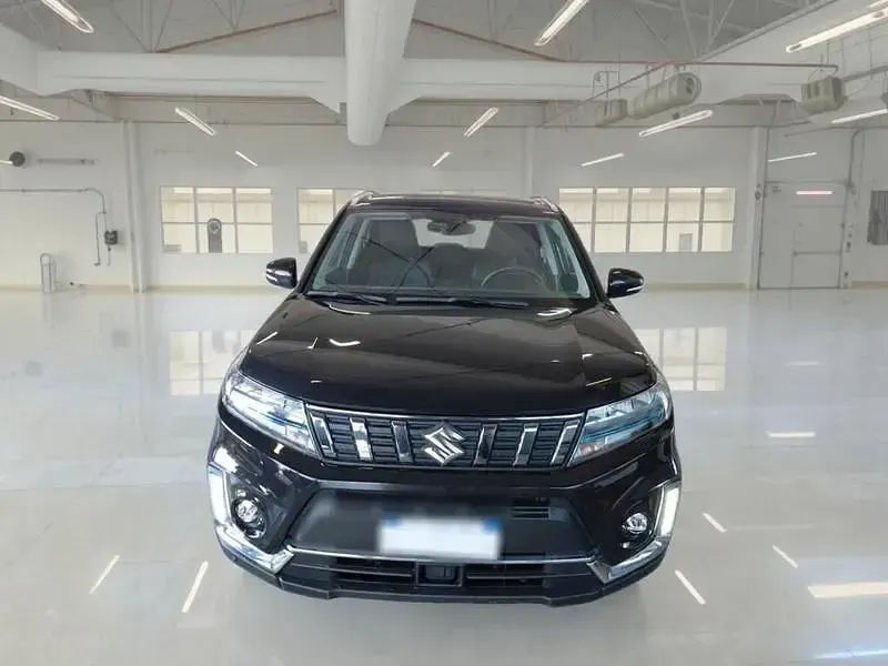 Usata Suzuki Vitara 102 CV (75 kW) 2023 Nero SUV