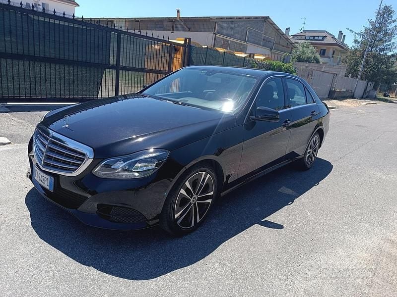 Usata 2014 Mercedes E200 Tre volumi | 7000 € - Immagine 1/4