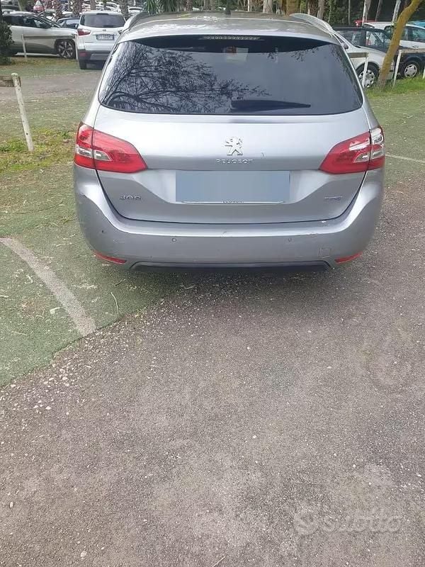 Usata Peugeot 308 SW Allure 120 CV (88 kW) 2015 Grigio Station wagon