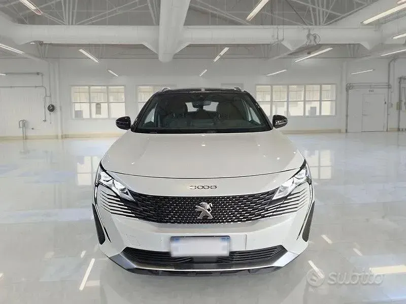 Usata Peugeot 3008 GT 131 CV (96 kW) 2022 Bianco SUV