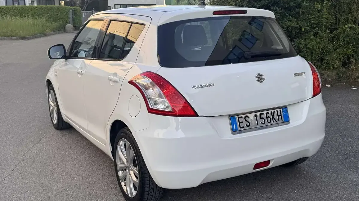 Usata Suzuki Swift 75 CV (55 kW) 2013 Other Utilitaria