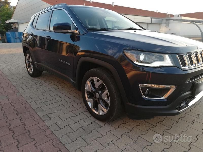 Usata Jeep Compass 120 CV (88 kW) 2017 Blu SUV