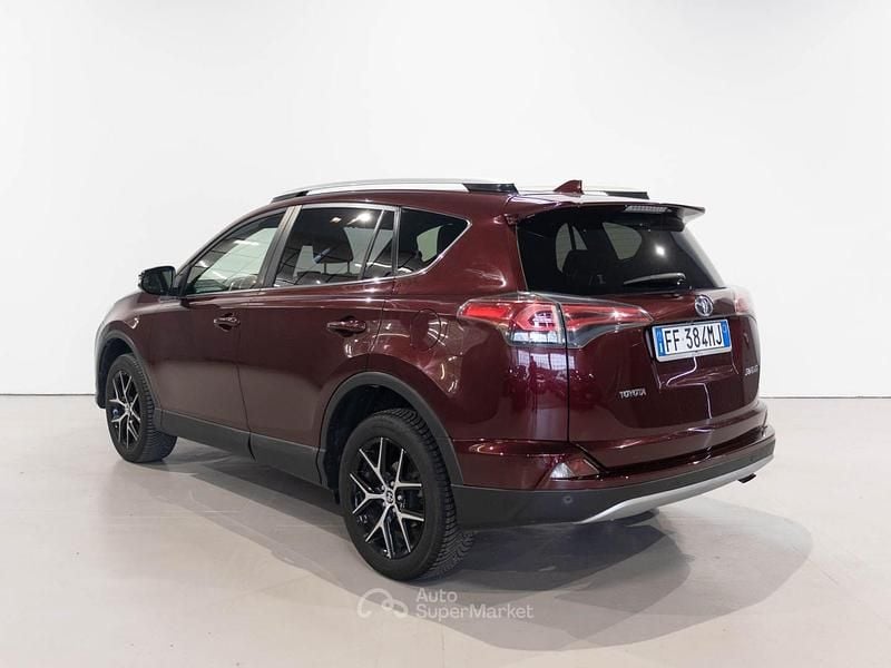Usata Toyota RAV4 143 CV (105 kW) 2016 Rosso SUV