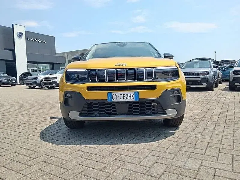 Usata Jeep Avenger EV Summit 114 kW (156 CV) 2025 Giallo SUV