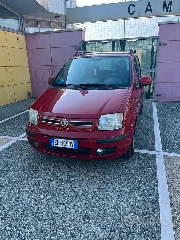 Usata Fiat Panda 60 CV (44 kW) 2012 Rosso Utilitaria