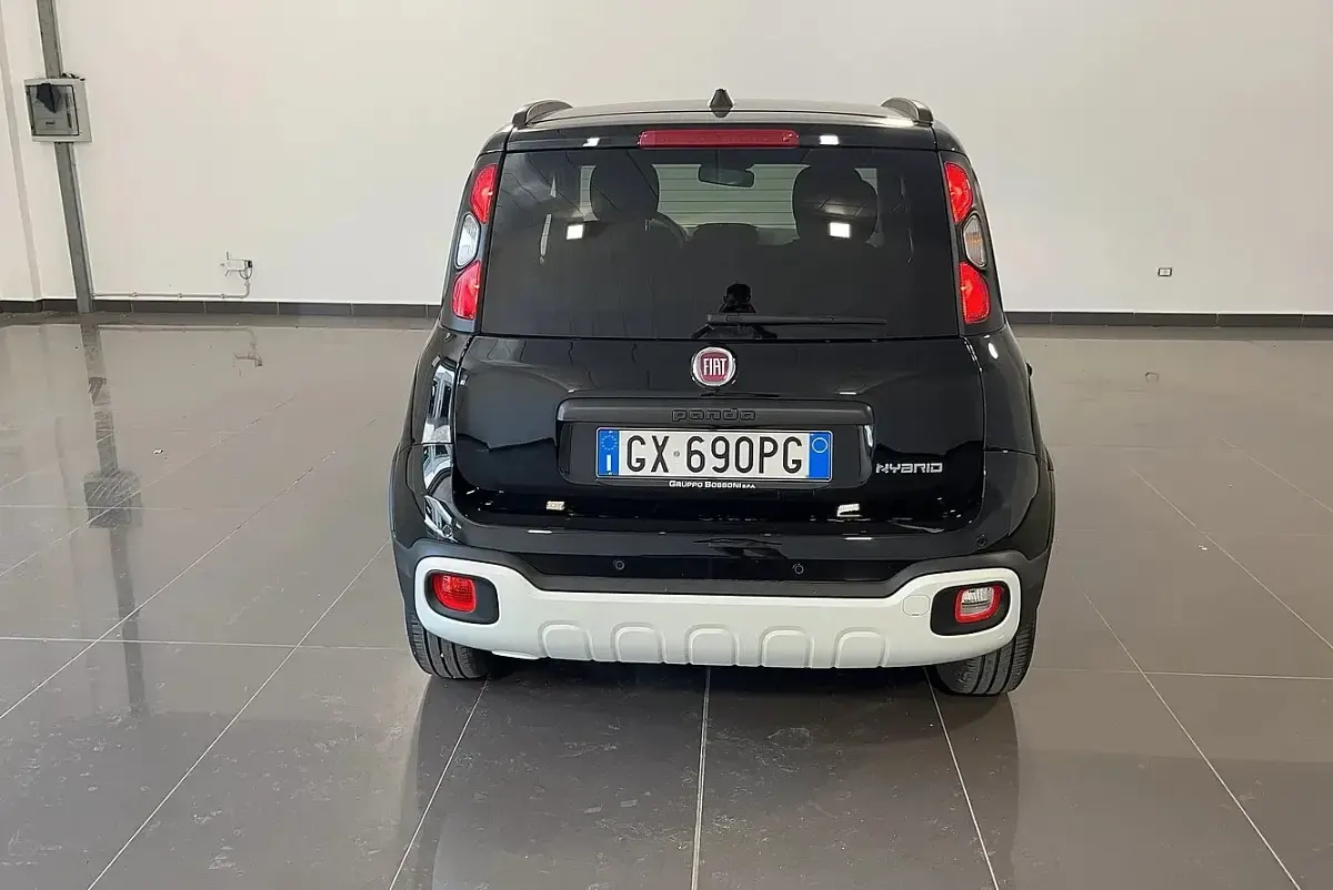 Usata Fiat Panda Cross Cross 70 CV (51 kW) 2025 601nero cinema pastello Utilitaria