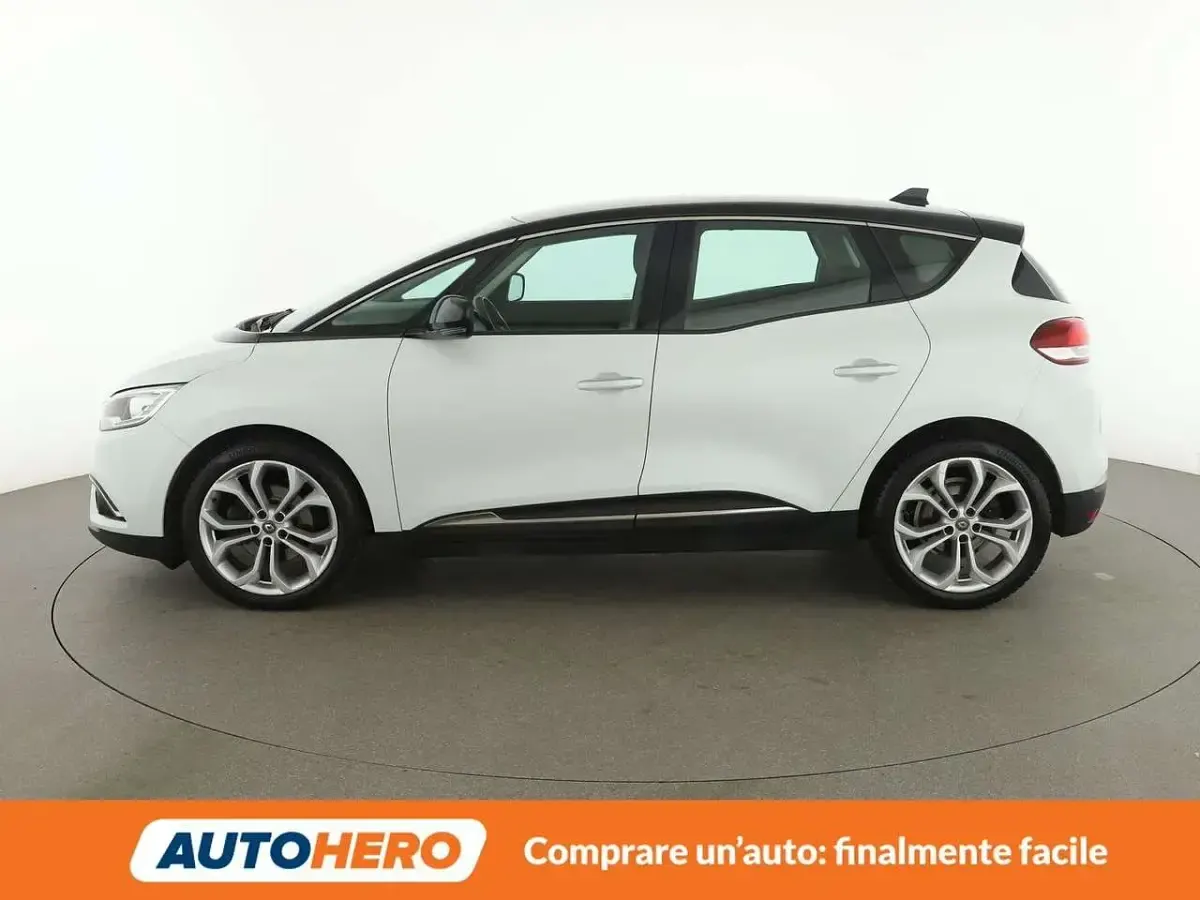 Usata Renault Scénic 120 CV (88 kW) 2019 Bianco Monovolume