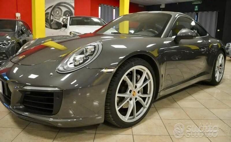 Usata Porsche 991 370 CV (272 kW) 2018 Grigio Coupé