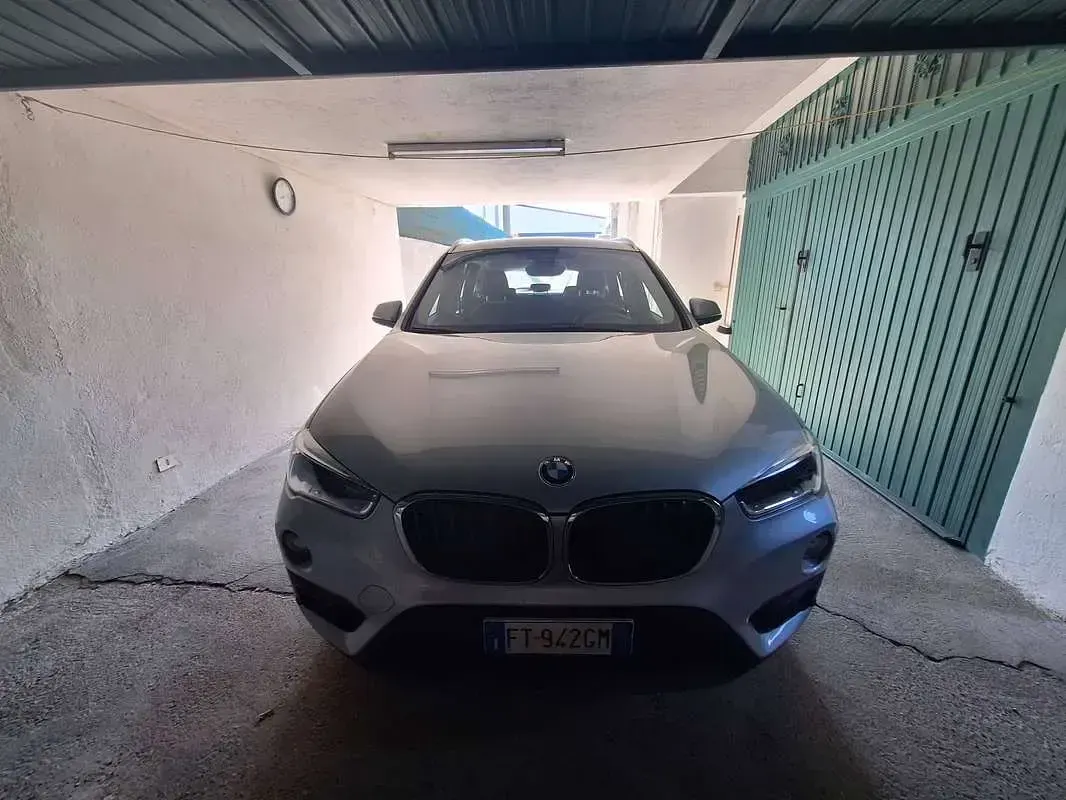 Usata BMW X1 Advantage 116 CV (85 kW) 2018 Argento SUV