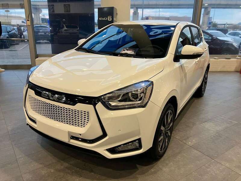 Nuova EVO Evo 3 113 CV (83 kW) 2025 Bianco perlato SUV