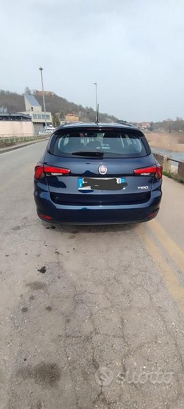 Usata Fiat Tipo Lounge 120 CV (88 kW) 2018 Blu Station wagon