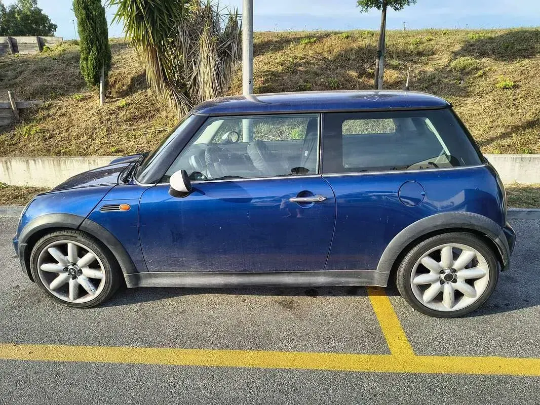 Usata Mini One D 75 CV (55 kW) 2003 Blu/azzurro Utilitaria