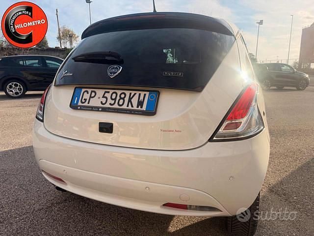 Usata Lancia Ypsilon S 69 CV (50 kW) 2023 Bianco Utilitaria