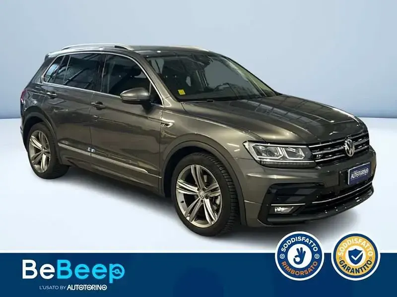 Usata VW Tiguan Sportline 125 CV (91 kW) 2018 Grigio metallizzato SUV