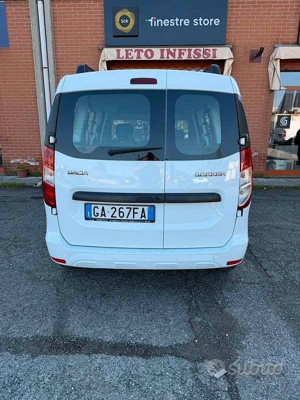 Usata Dacia Dokker 100 CV (73 kW) 2020 Bianco Monovolume