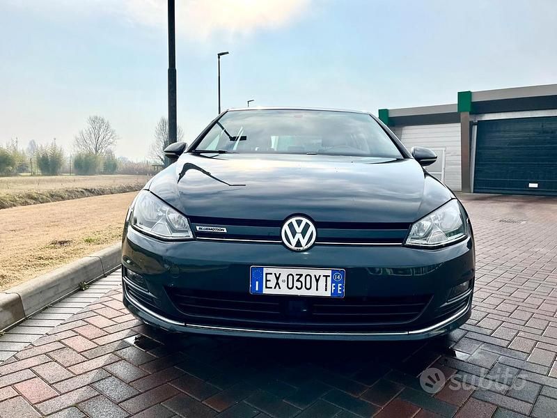 Usata VW Golf VII Comfortline 110 CV (80 kW) 2014 Nero Berlina