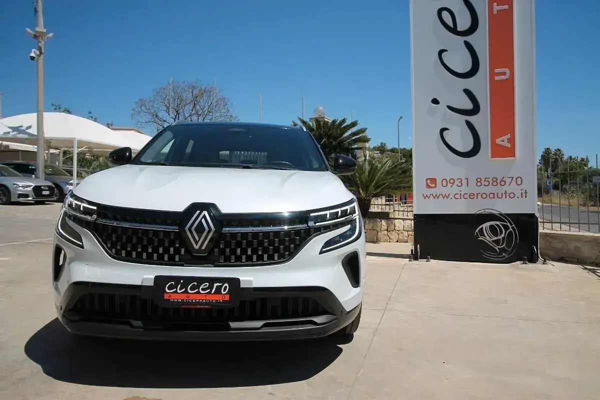 Usata Renault Austral Techno 131 CV (96 kW) 2023 Bianco SUV