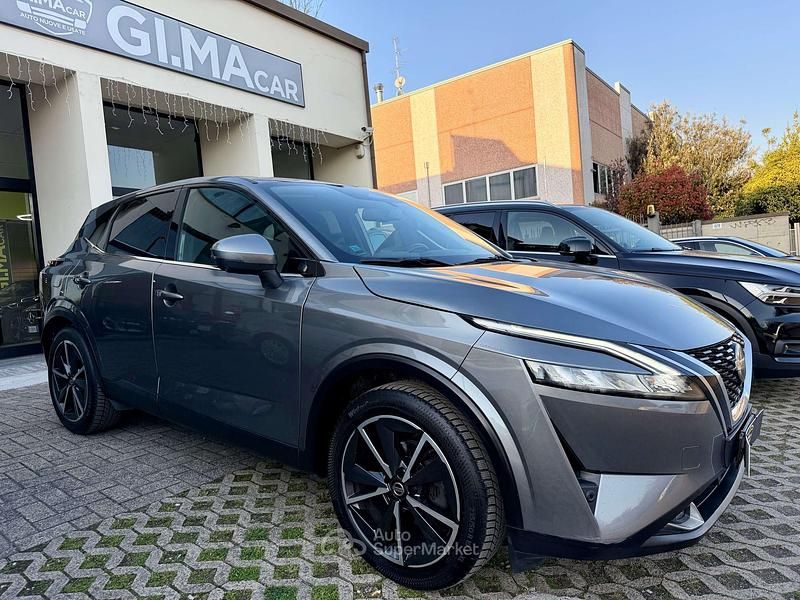 Usata Nissan Qashqai Style Edition 140 CV (102 kW) 2022 Grigio montagna SUV