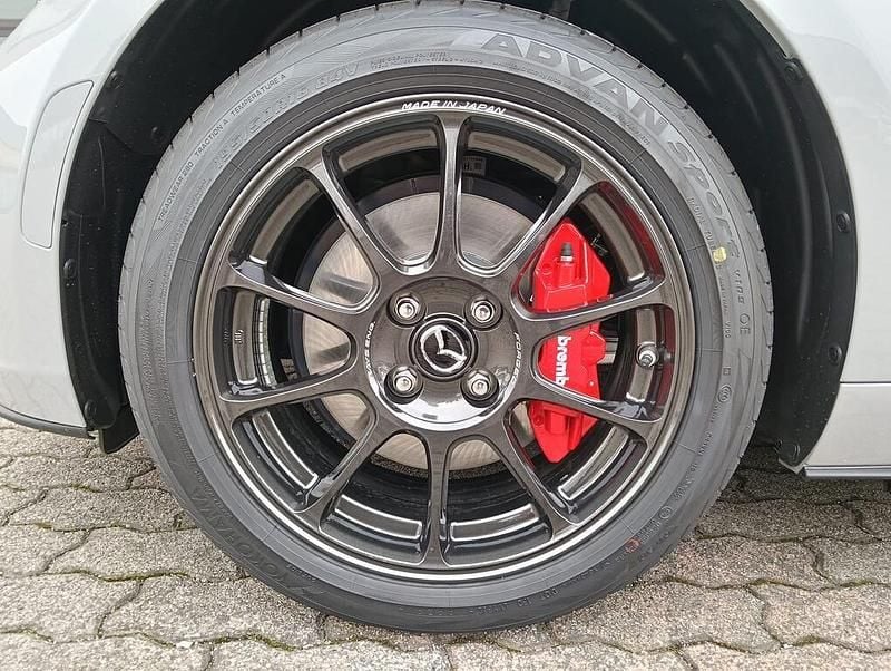 Nuova Mazda MX5 132 CV (97 kW) 2026 Aero grey Cabrio