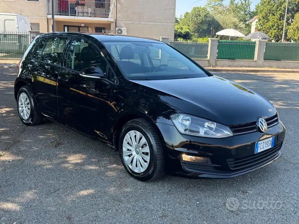 Usata VW Golf VII Trendline 90 CV (66 kW) 2016 Nero Berlina