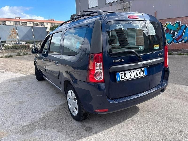 Usata Dacia Logan MCV Ambiance 85 CV (62 kW) 2011 Blu Station wagon